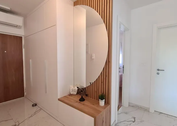 Trstenica Apartamento