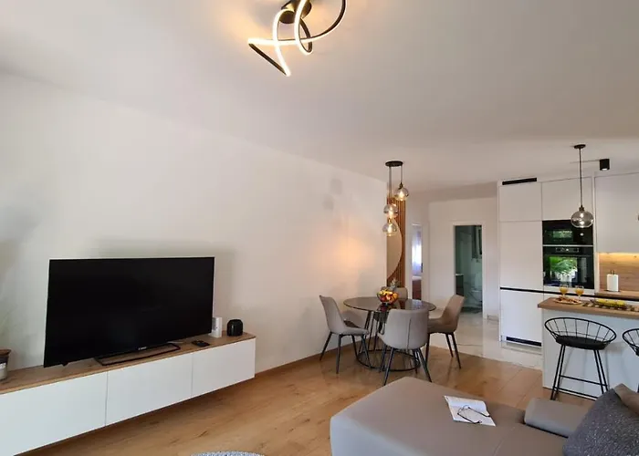 Trstenica Apartamento