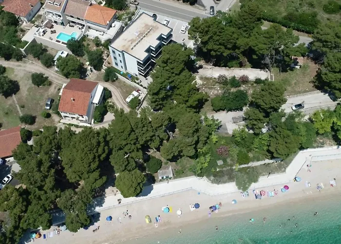 Trstenica Apartamento